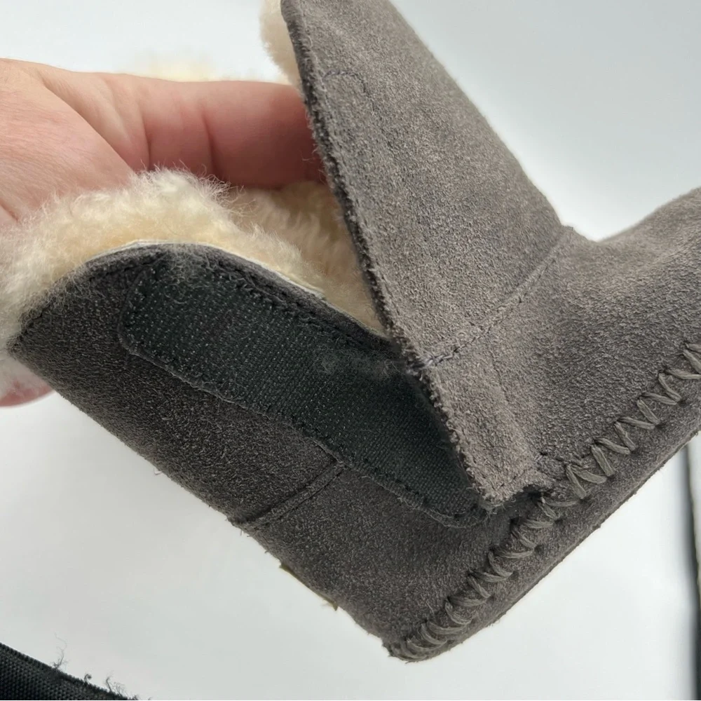 UGG Caden Boots Baby 2/3 6-12 Mos Shearling Winter Boot 1005198I Gray Suede EUC